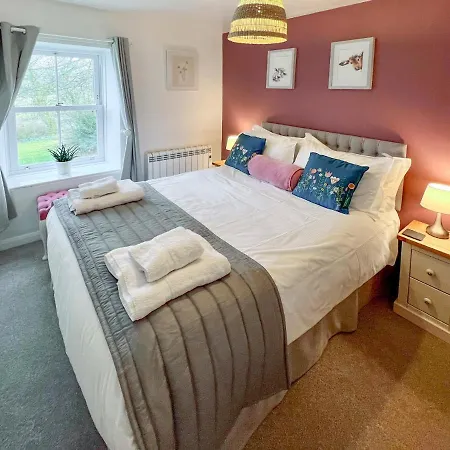 Close Farmhouse Holiday home *